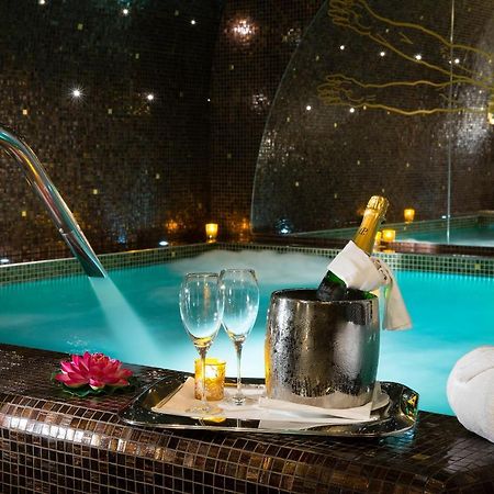 Hotel Da Vinci & Spa Paris Exterior photo