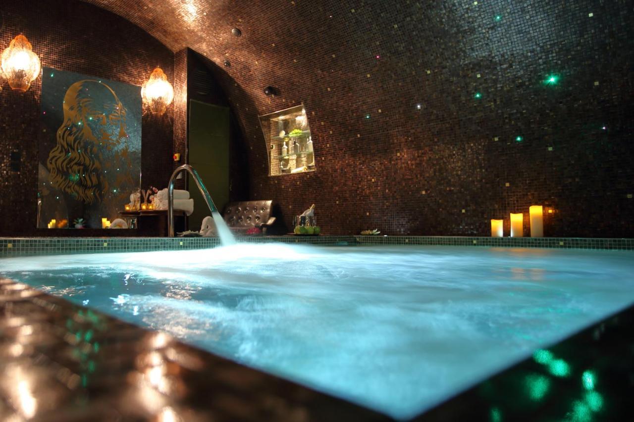Hotel Da Vinci & Spa Paris Exterior photo