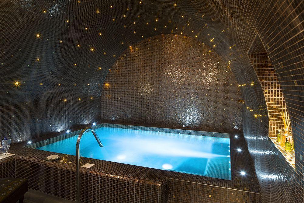 Hotel Da Vinci & Spa Paris Exterior photo