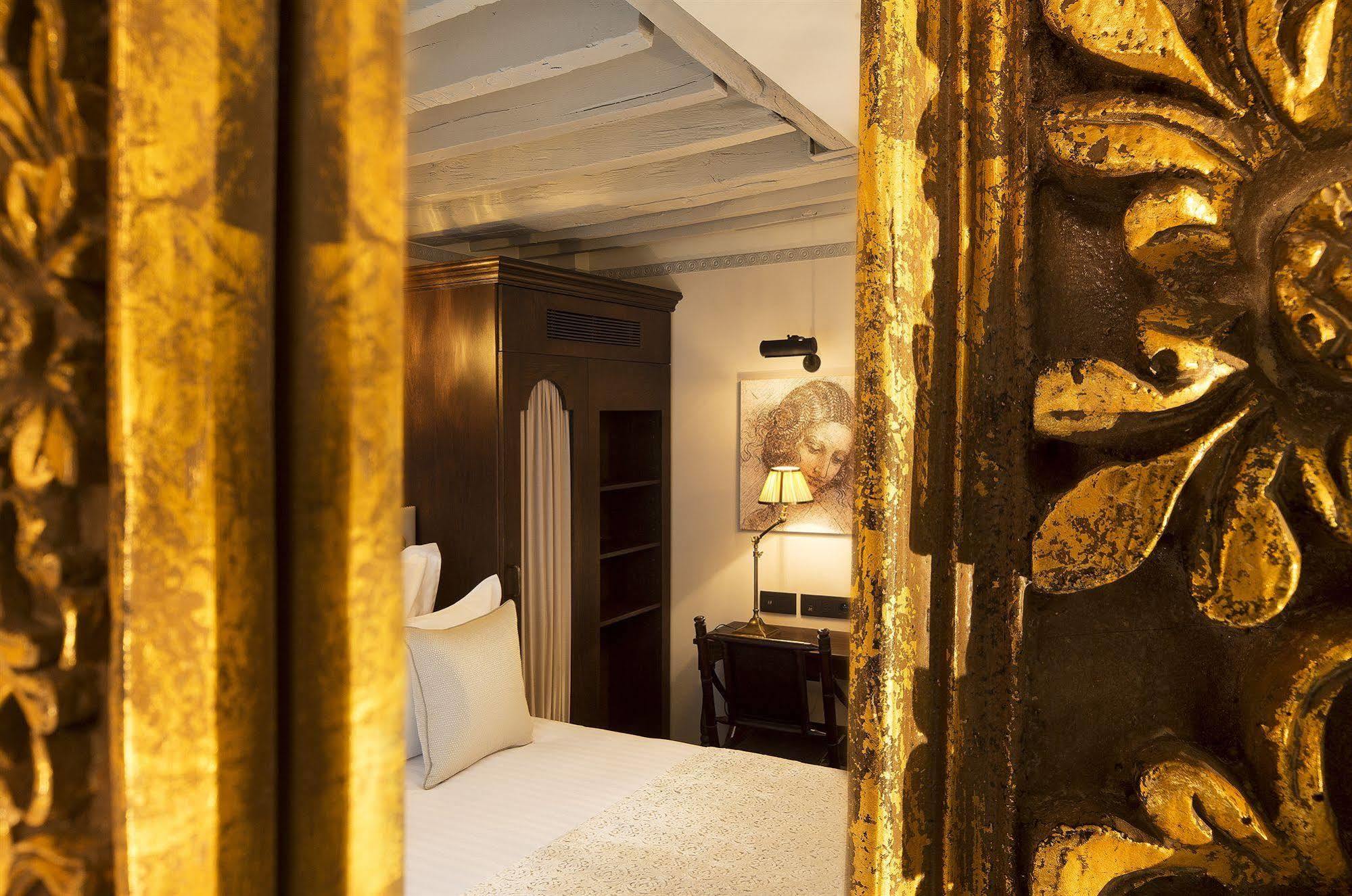 Hotel Da Vinci & Spa Paris Exterior photo