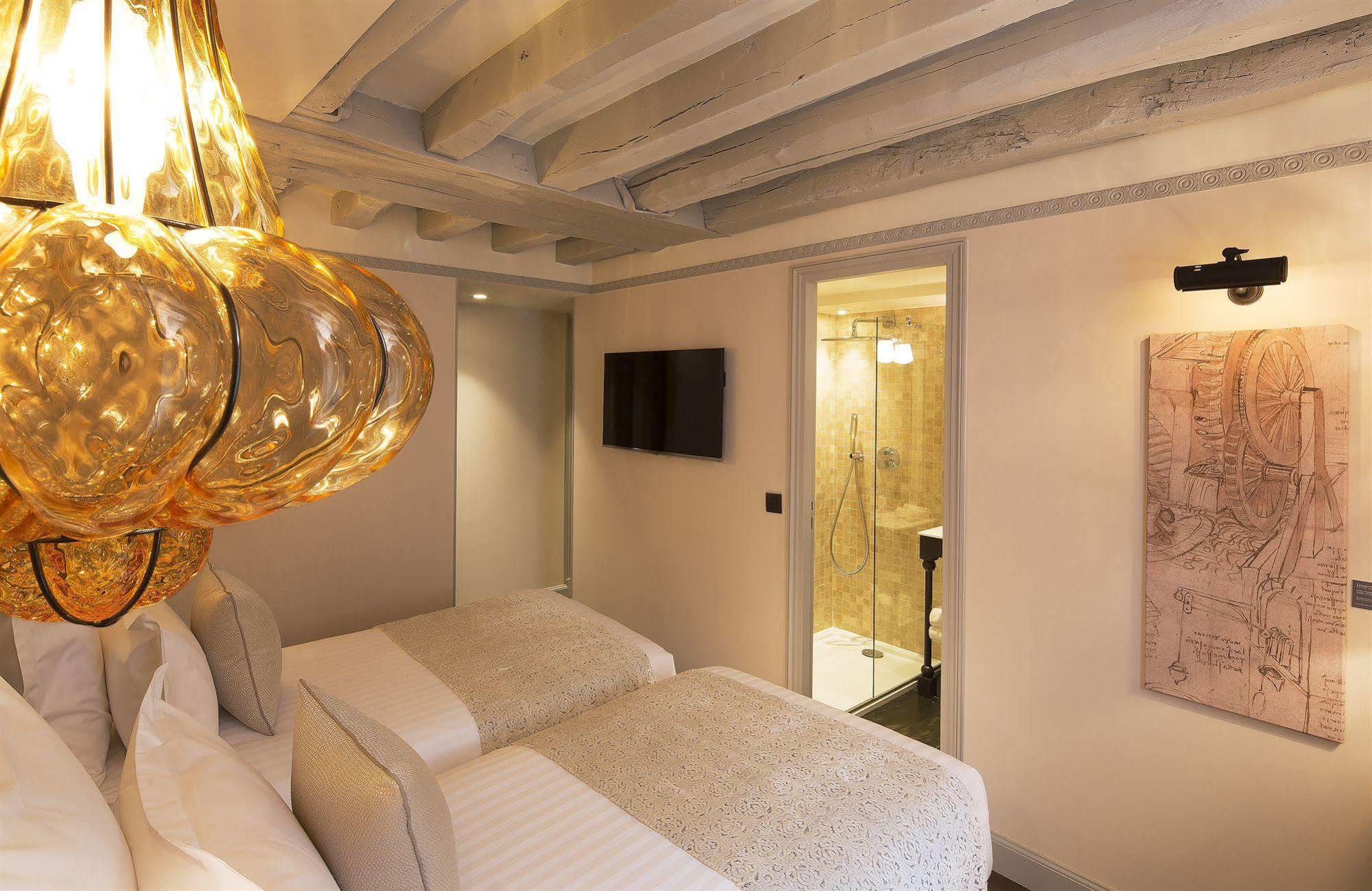 Hotel Da Vinci & Spa Paris Exterior photo