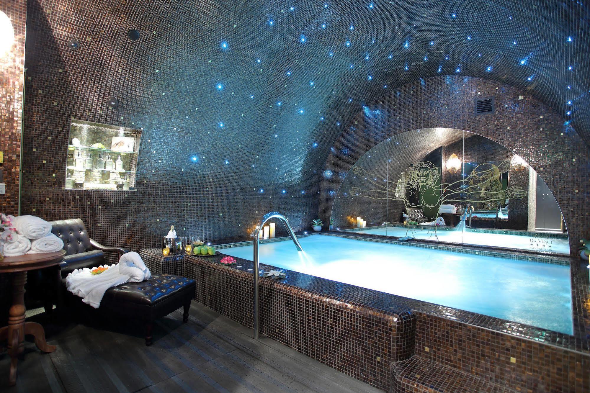 Hotel Da Vinci & Spa Paris Exterior photo